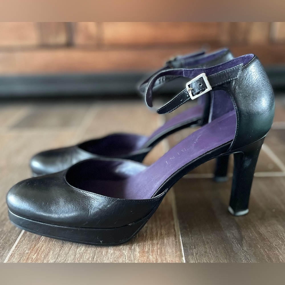 Black heels sz 9.5 Gianni Bini